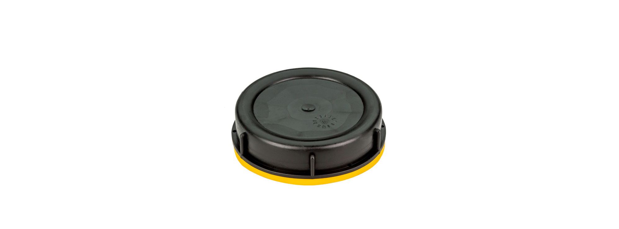 Detailed view of a 95mm industrial closure in black with special sealing technology for large volume containers